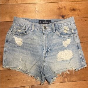 Hollister Light Wash Ultra High Rise Distressed Denim Shorts 4” Vintage Stretch